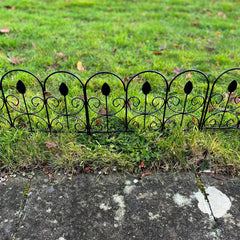 Leaf Design Metal Garden Lawn Edging (45cm x 41cm) - 10 Panels