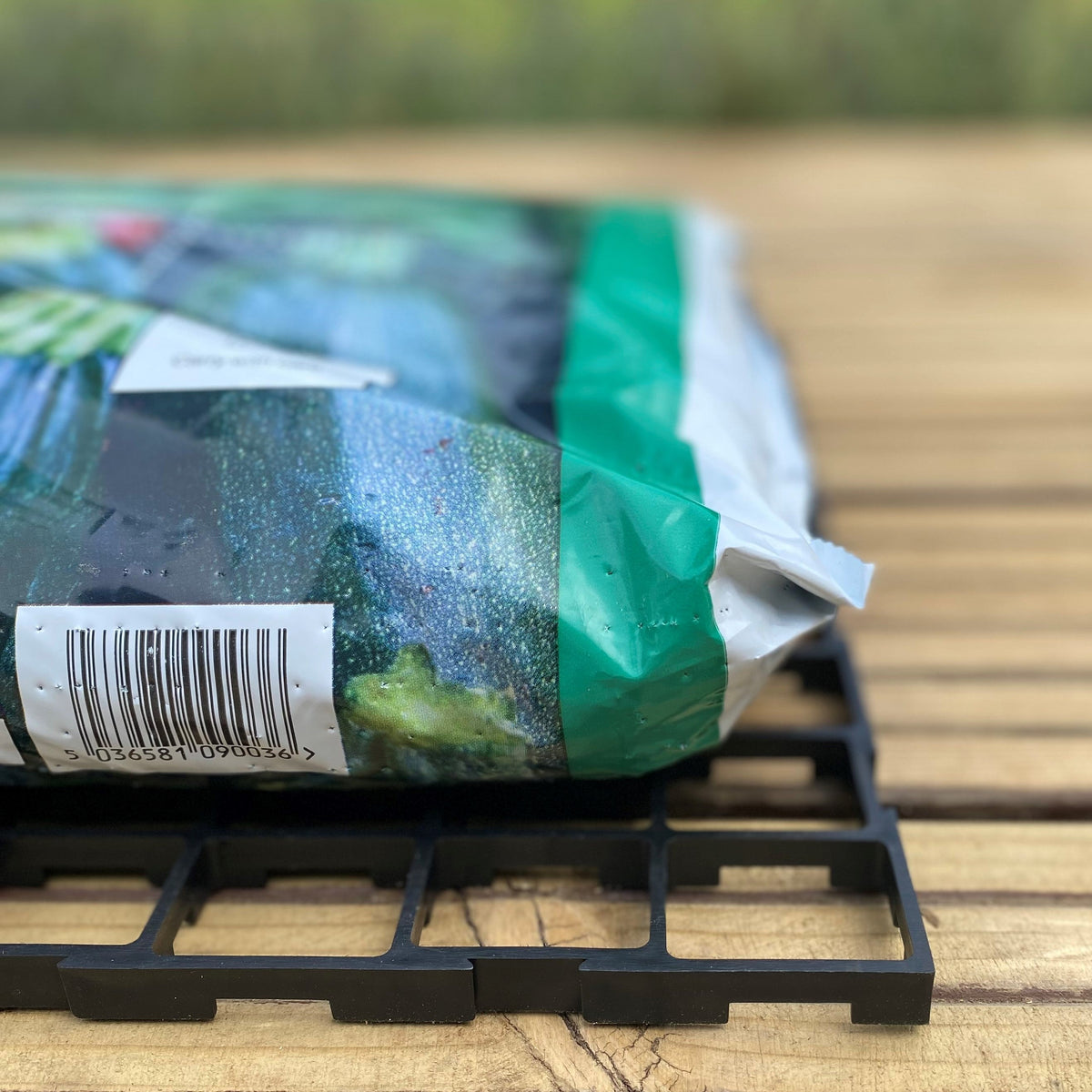 Interlocking Growbag Mat for Improved Drainage - Set of 16