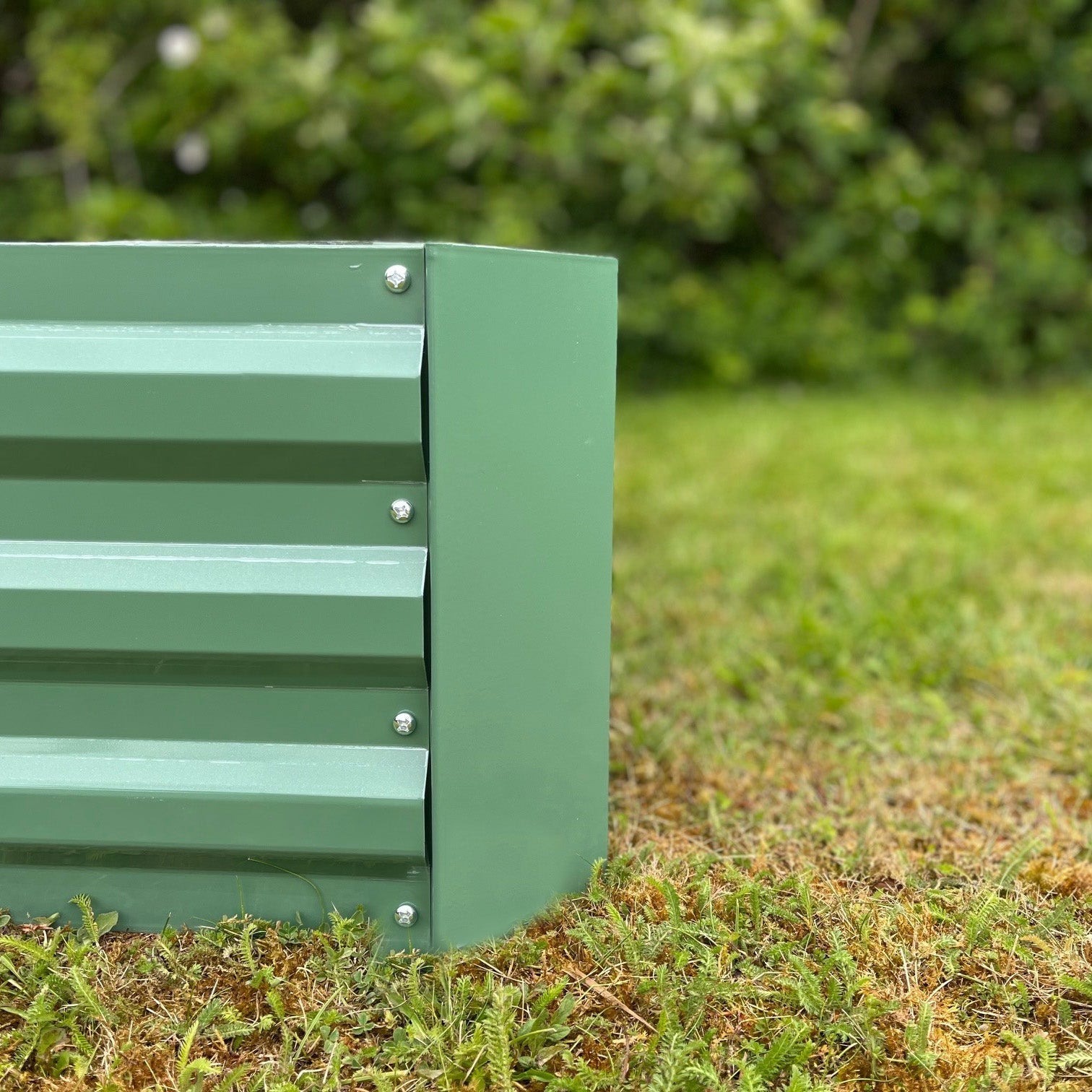 Metal Raised Vegetable Beds in Green (100cm x 100cm x 30cm) - Pack of 3