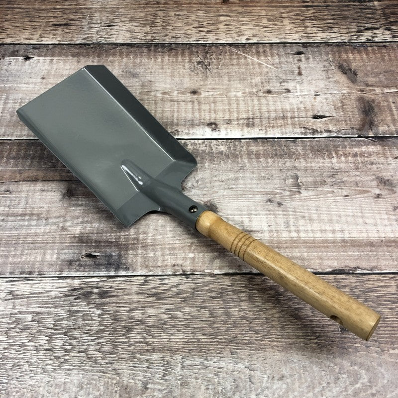Large Metal Fireside Fireplace Ash Bucket with Lid and Shovel in French Grey