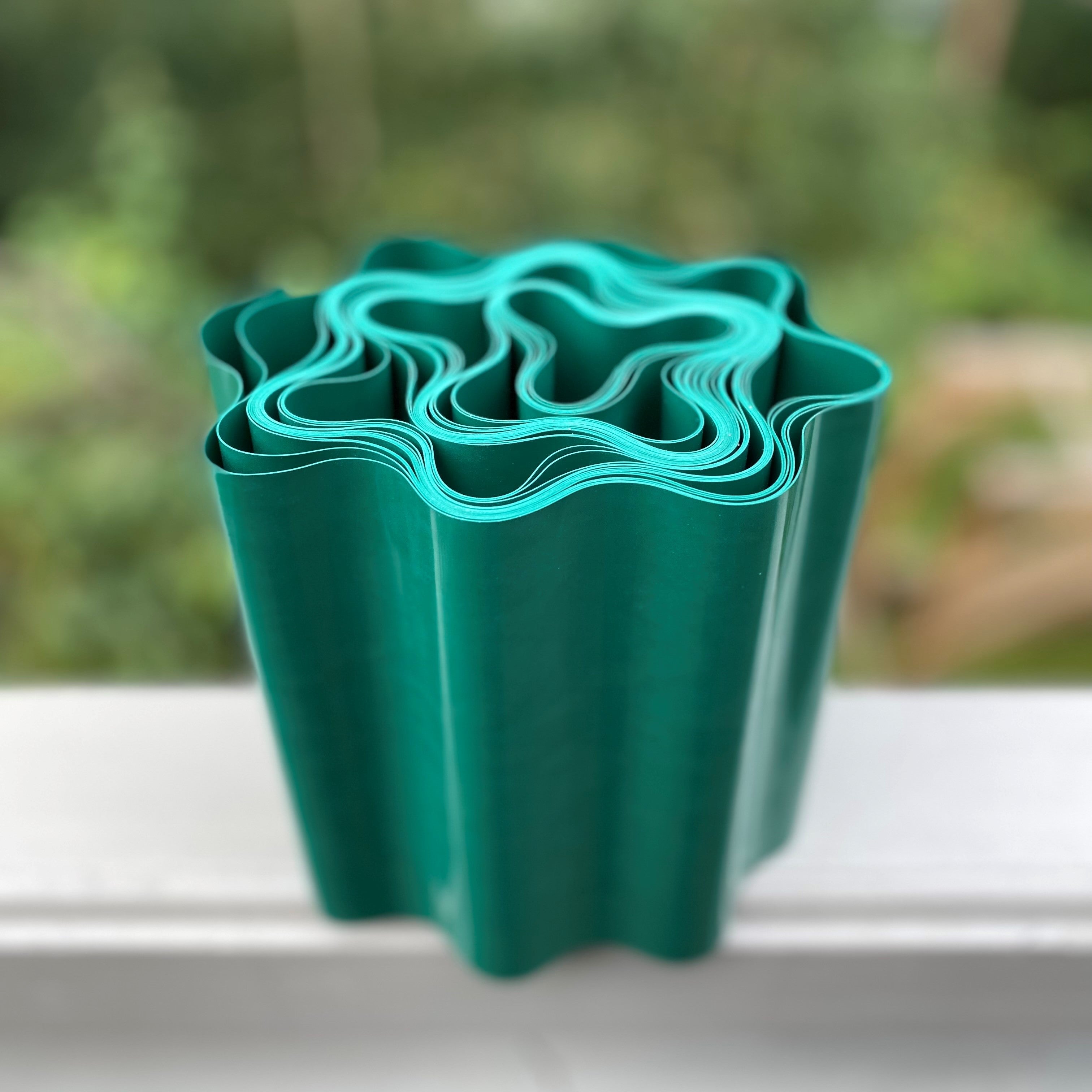 Green Plastic Corrugated Garden Lawn Edging (9m x 15cm Roll) - 5 Rolls