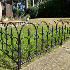 Hampton Black Plastic Garden Lawn Edging (59cm x 32cm) - 5 Panels