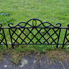 Lattice Black Plastic Garden Lawn Edging (45cm x 35cm) - 10 Panels