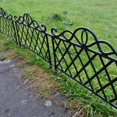Lattice Black Plastic Garden Lawn Edging (45cm x 35cm) - 10 Panels