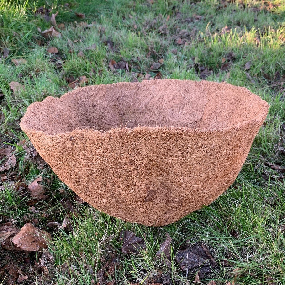 Preformed Round Coco Hanging Basket Planter Liner (40cm)
