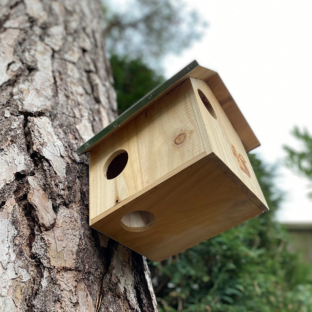 Wooden Garden Squirrel Nest Box House With Metal Roof - Pack of 2