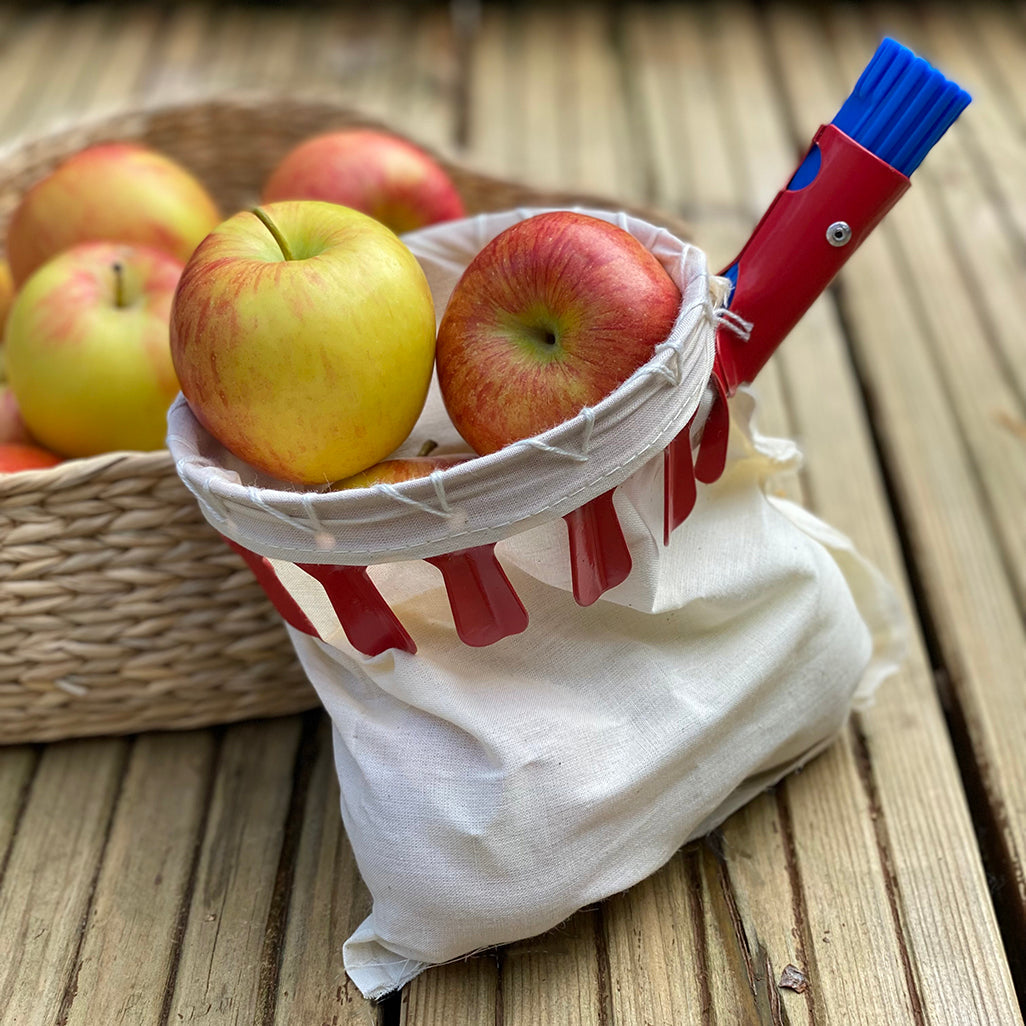 Deluxe Lightweight Telescopic Apple & Fruit Picker with Extra Picking Head