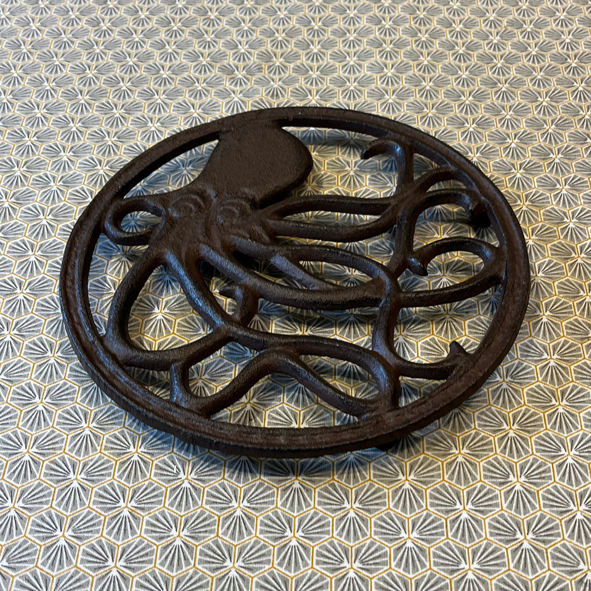 Cast Iron Round Octopus Themed Table Trivet Stand for Hot Pans or Dishes