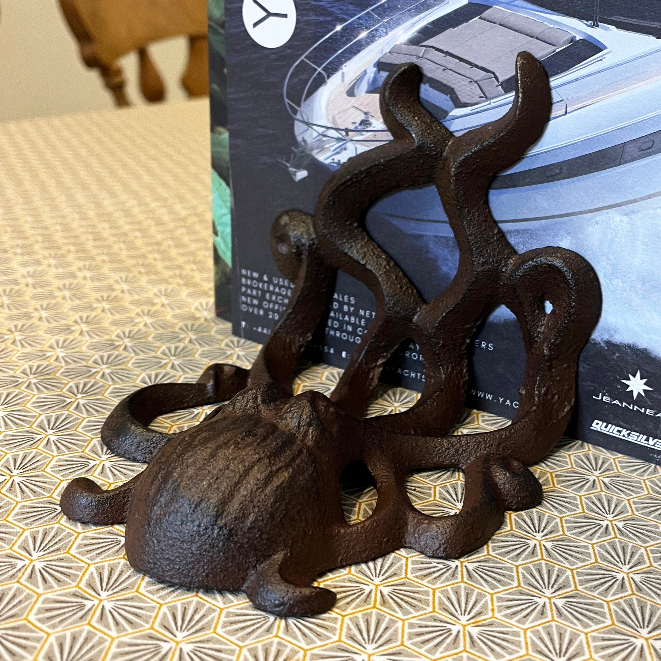 Cast Iron Octopus Shaped Decorative Bookends (Set of 2)