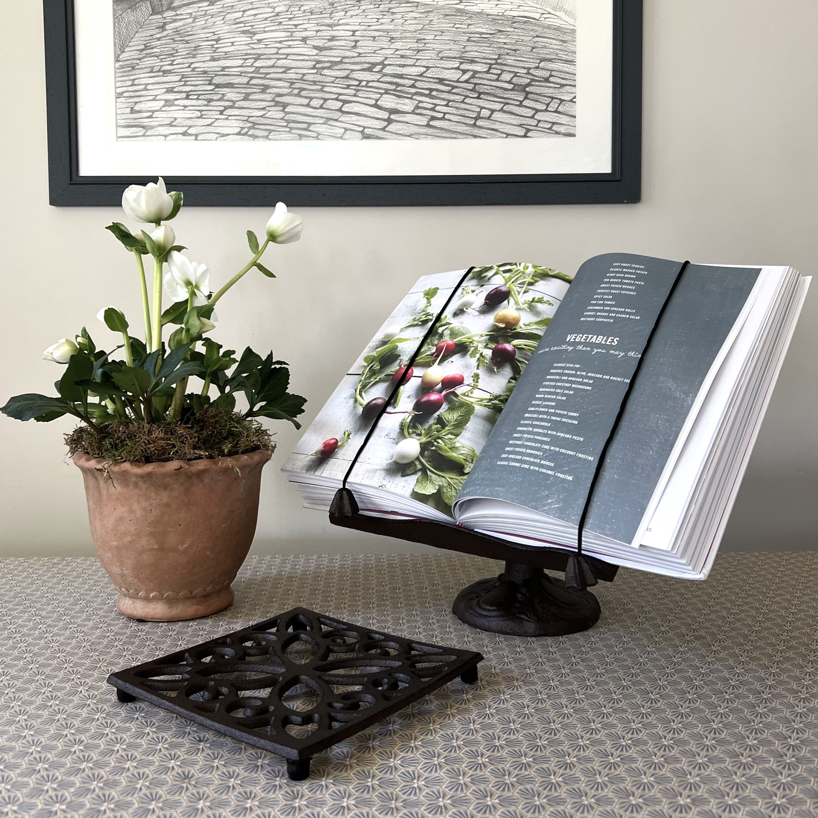 Cast Iron Ornate Cookbook Stand & Square Trivet Kitchen Set