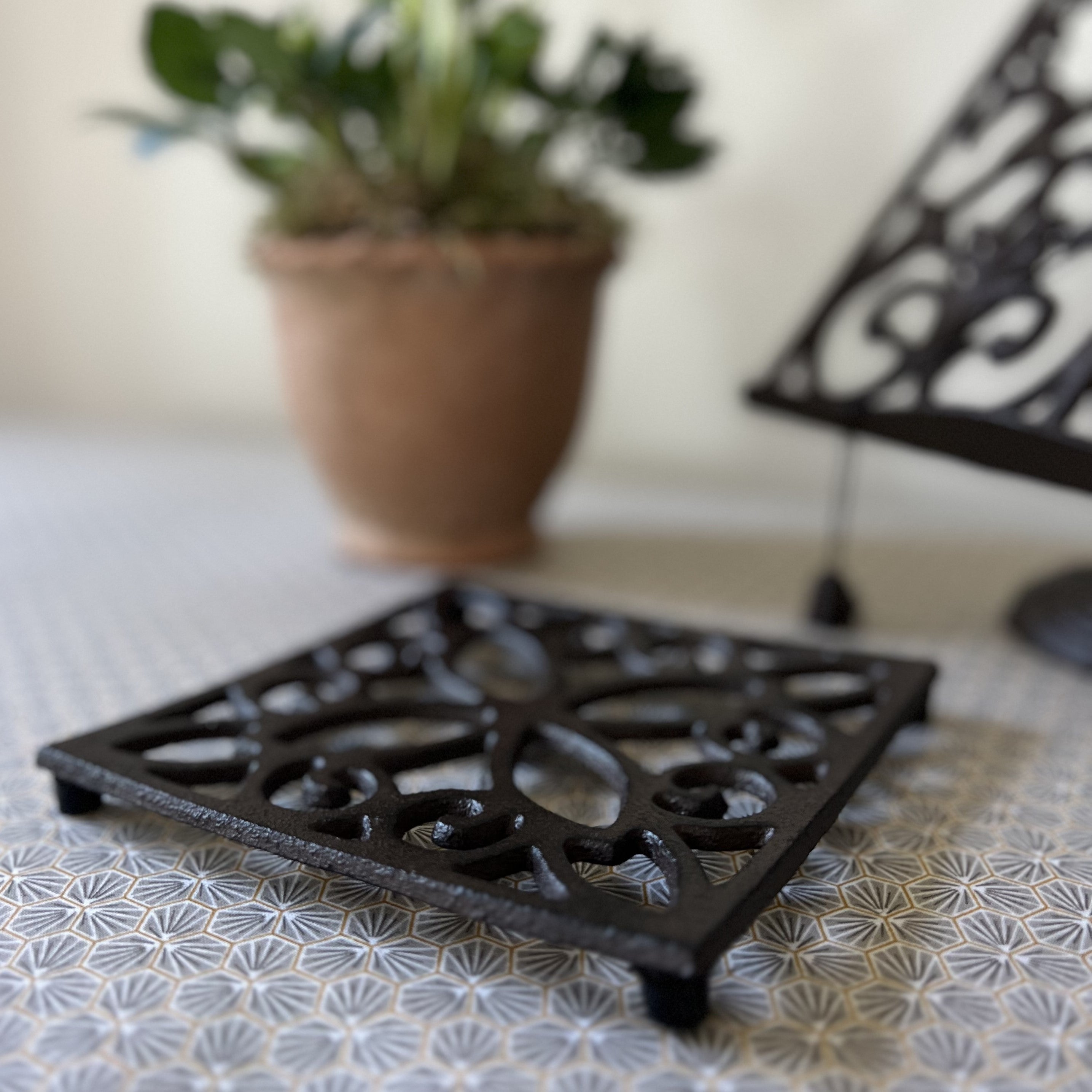 Cast Iron Ornate Cookbook Stand & Square Trivet Kitchen Set