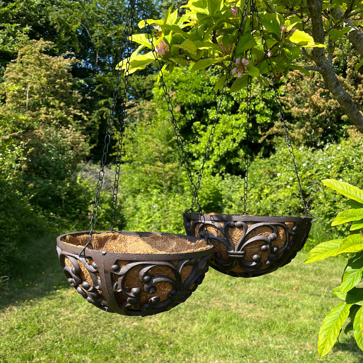 Cast Iron Garden Hanging Basket Planters (25.5cm) - Pack of 2
