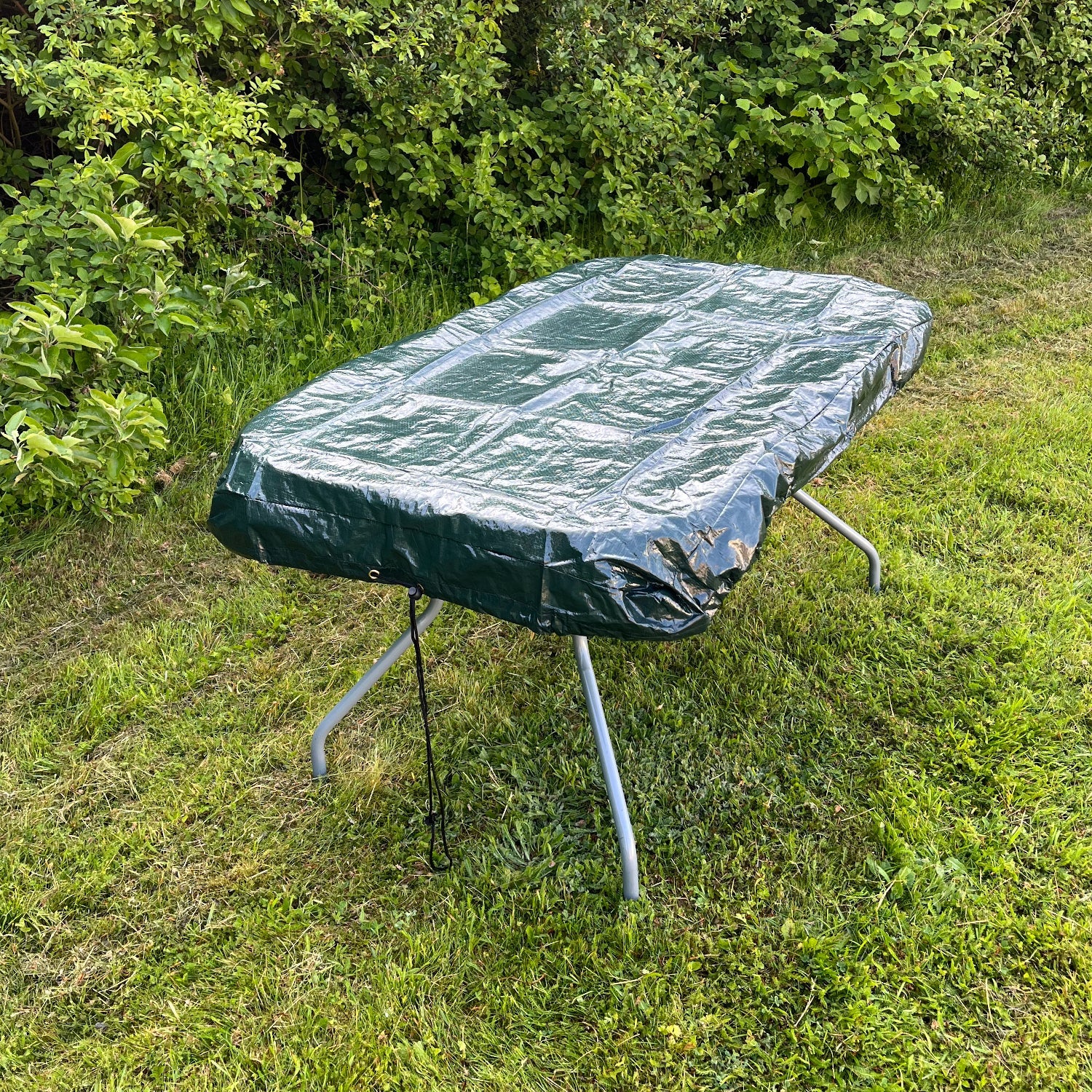 Waterproof Rectangular Table Top Garden Furniture Cover in Green (1.3m)