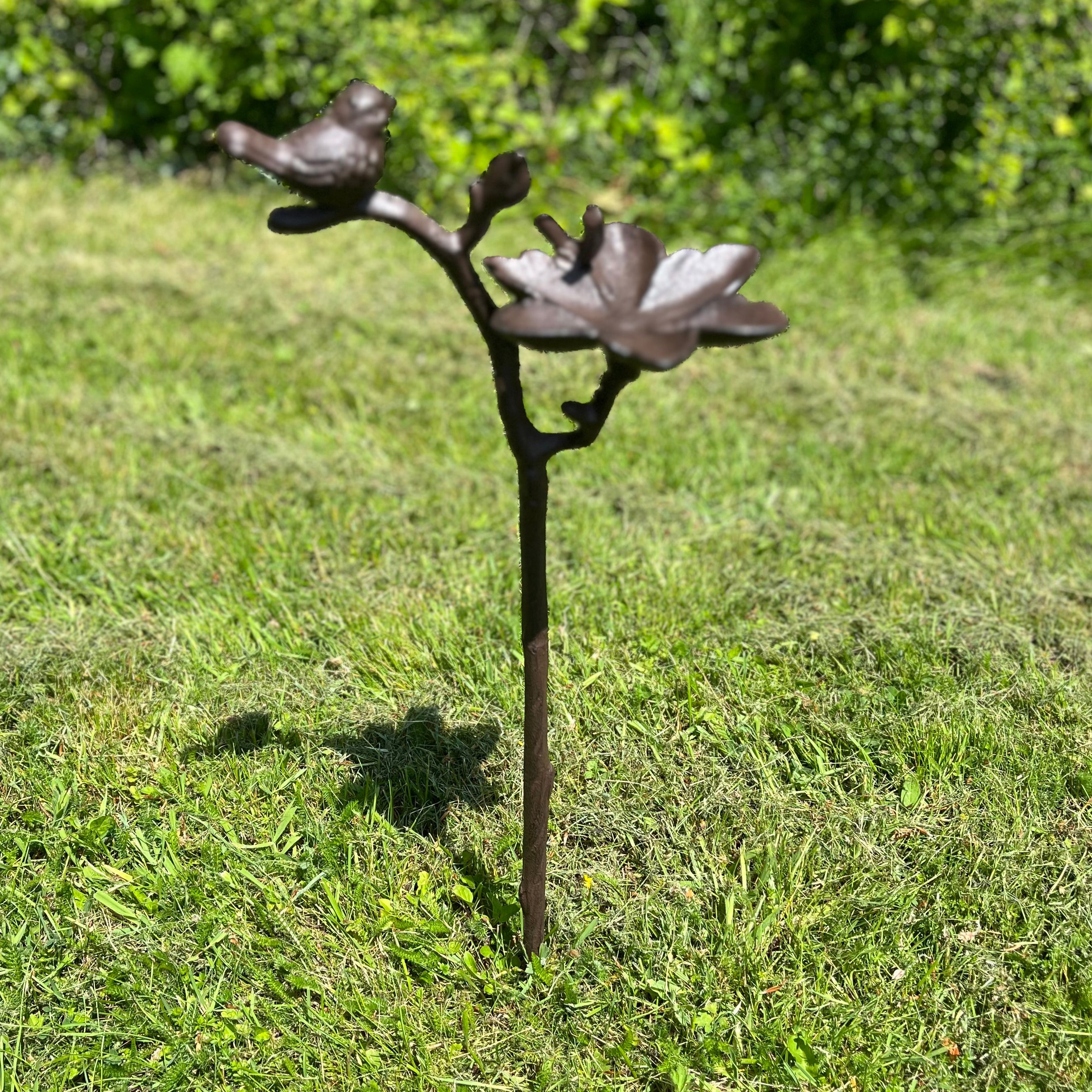 Cast Iron Wild Bird Ornate Flower Dish Bird Feeder
