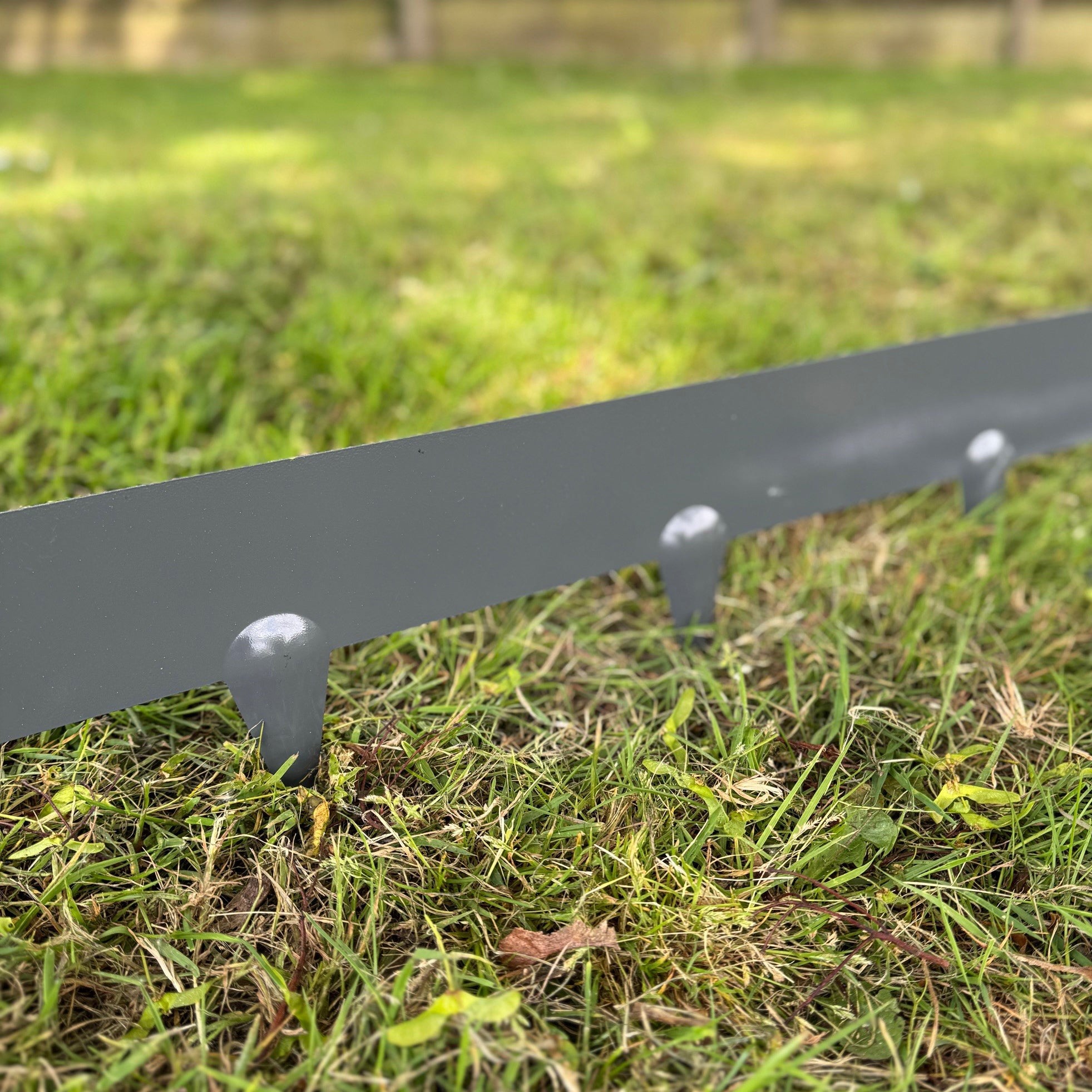 Metal Garden Lawn & Border Edging in Grey (106cm x 8cm) - 20 Panels