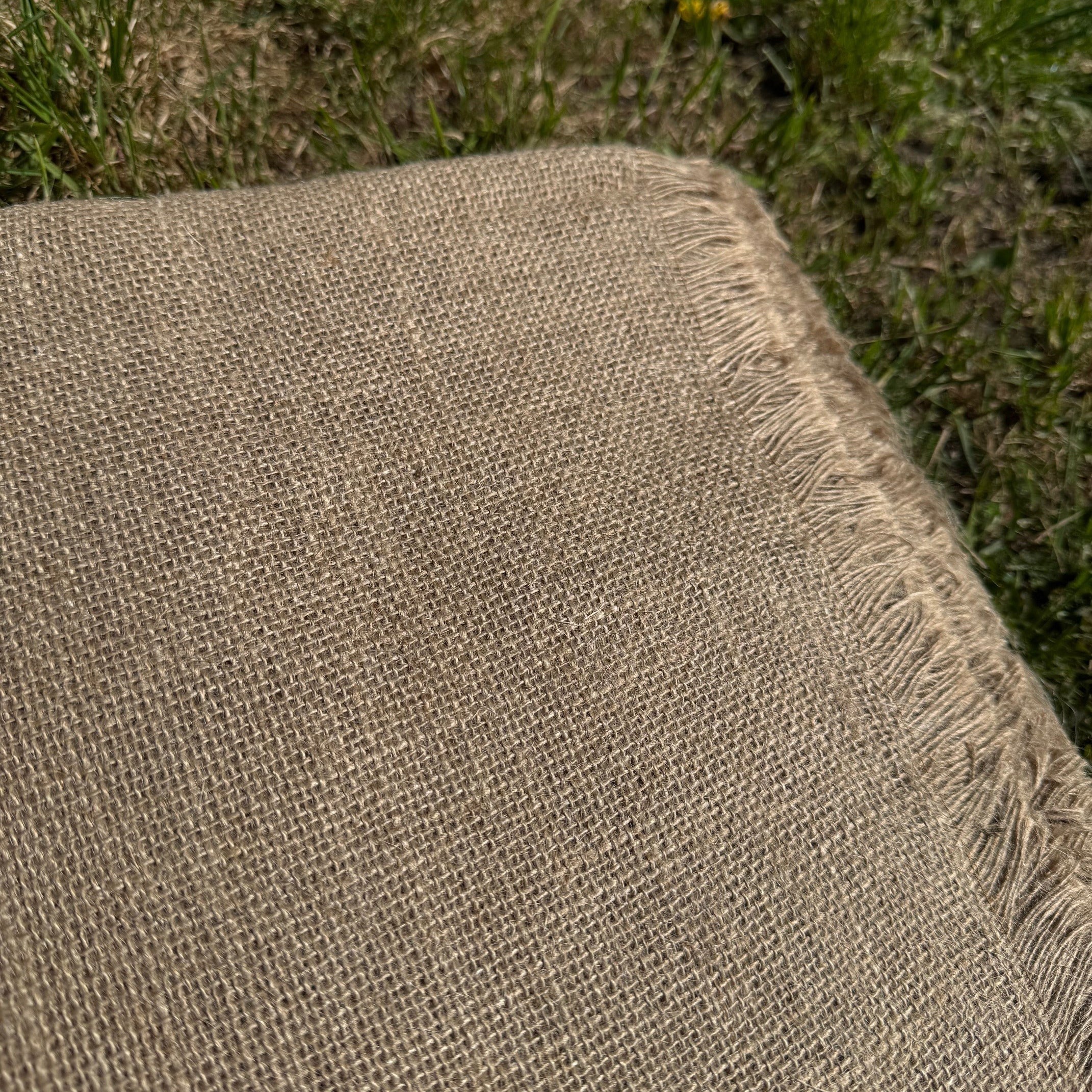 Jute Hessian Burlap Plant Protection Liner & Weed Control Sheet (5m x 1m)