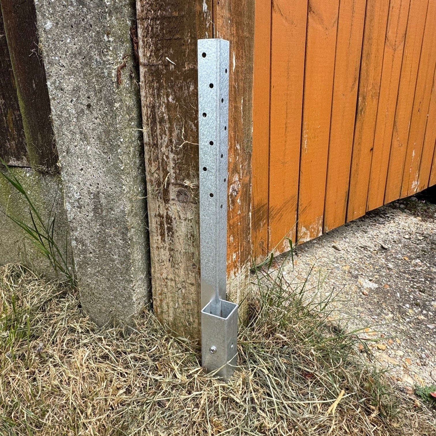 Fence Post Repair Stakes for Damaged Wooden Posts - Pack of 2