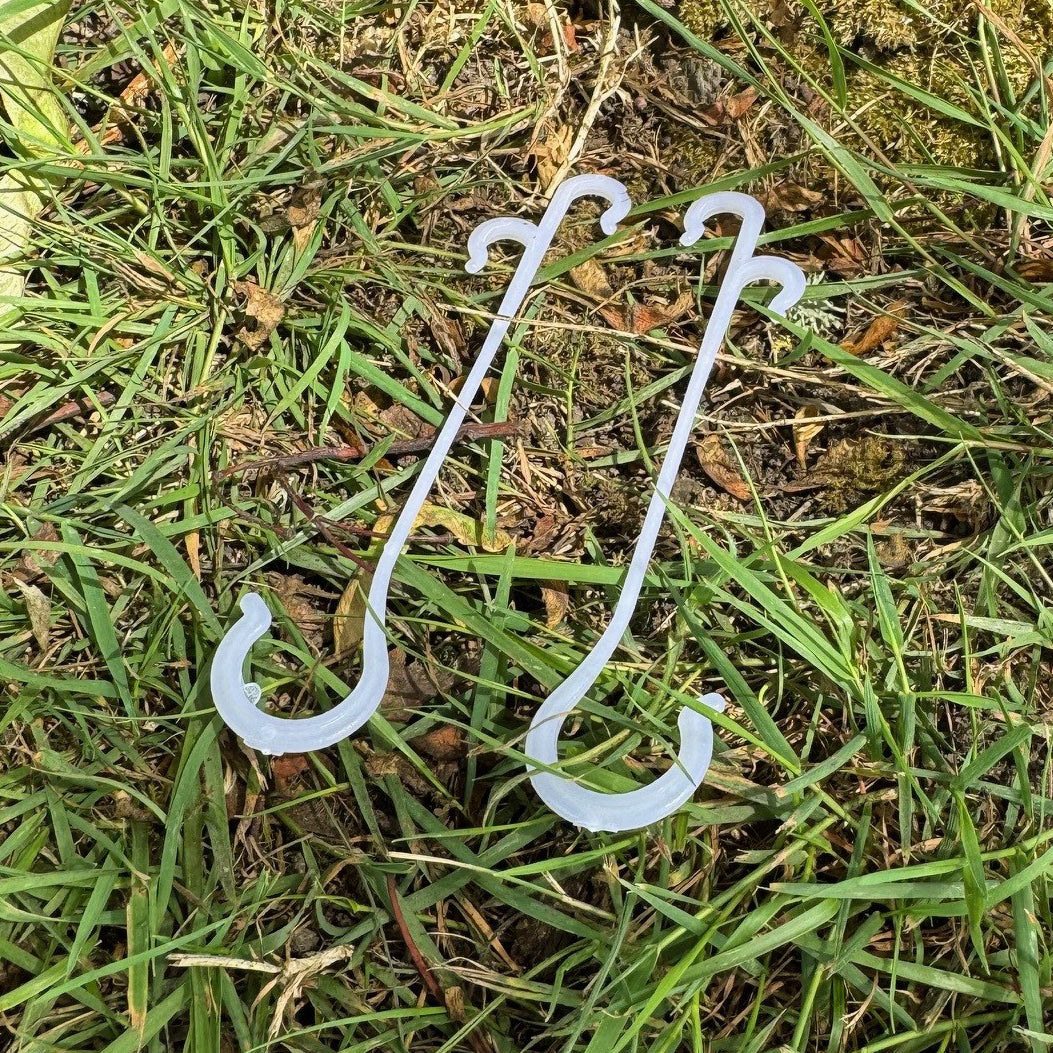 Garden Plant Support Plastic J Hook Clips for Tomato Stems (130mm) - Pack of 100