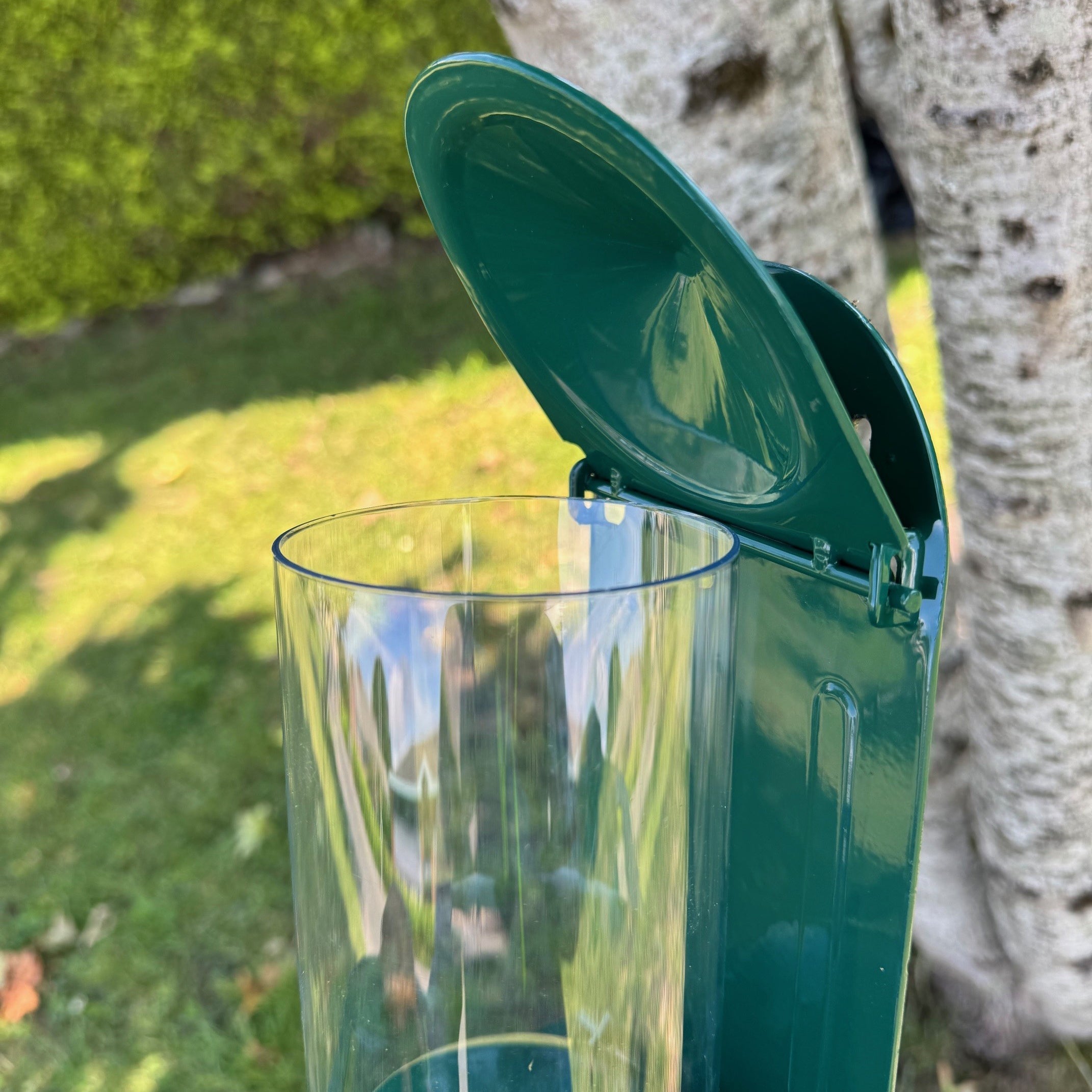 Metal Garden Squirrel Feeder with Flip Top Lid and Feeding Platform