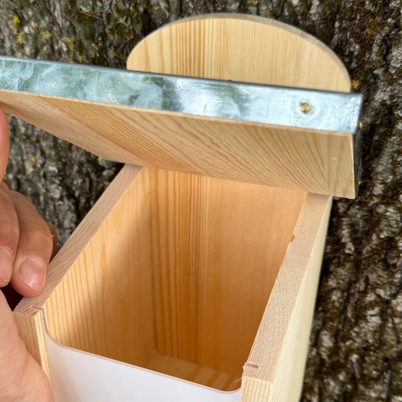Wooden Wall Mounted Squirrel Feeder with Feeding Platform & Metal Roof