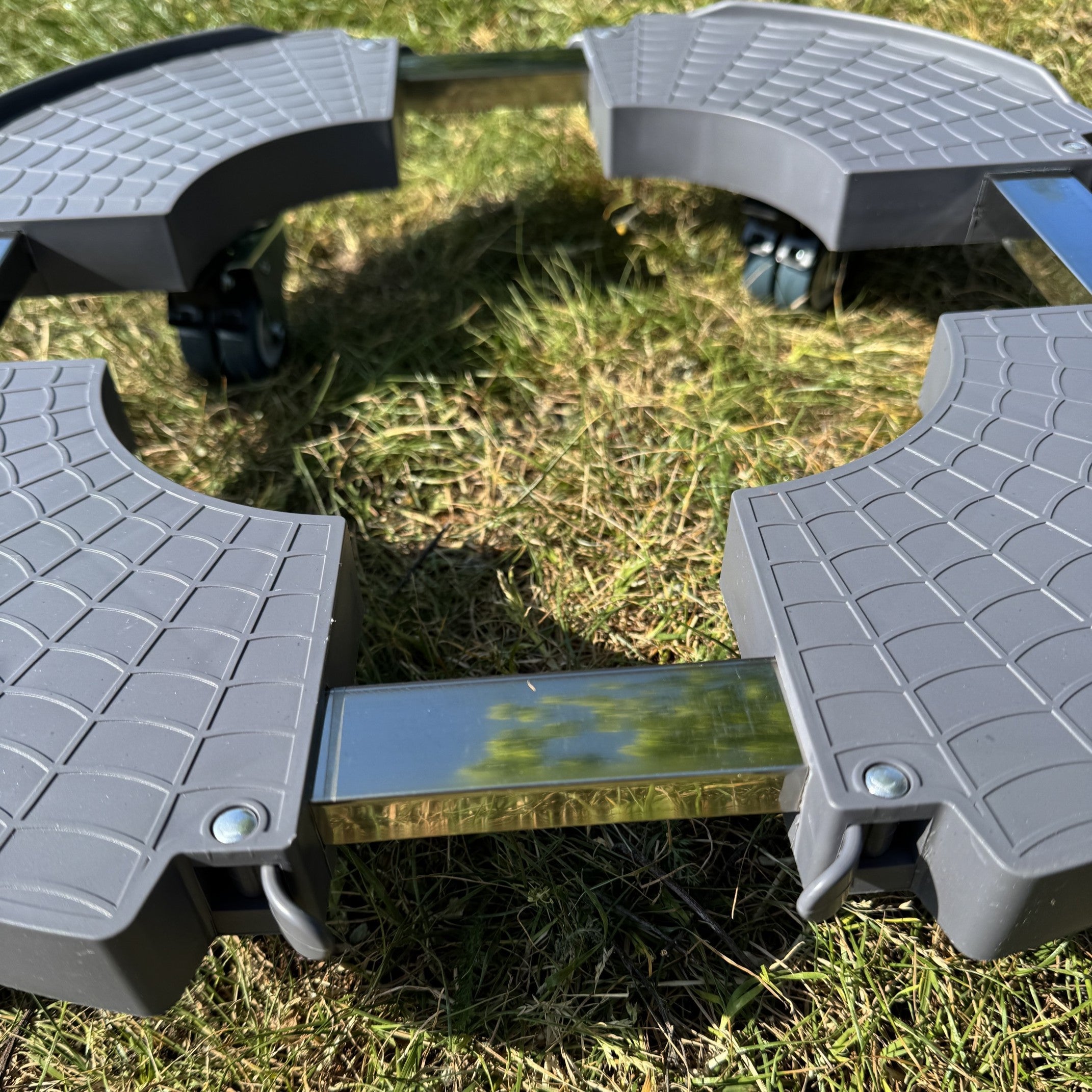 Adjustable Plant Pot Trolley Mover (40cm - 47cm)