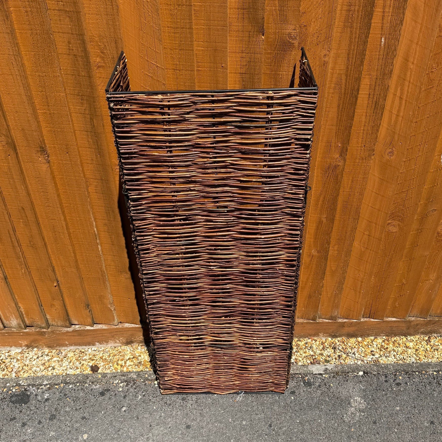 Electric Car EV Charging Point Willow Screen