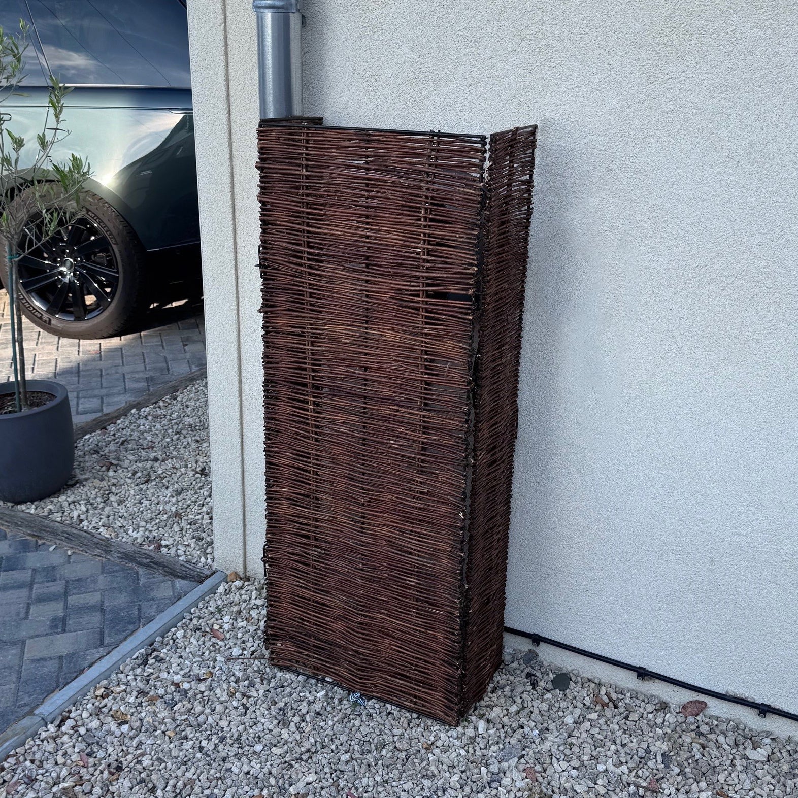 Electric Car EV Charging Point Willow Screen
