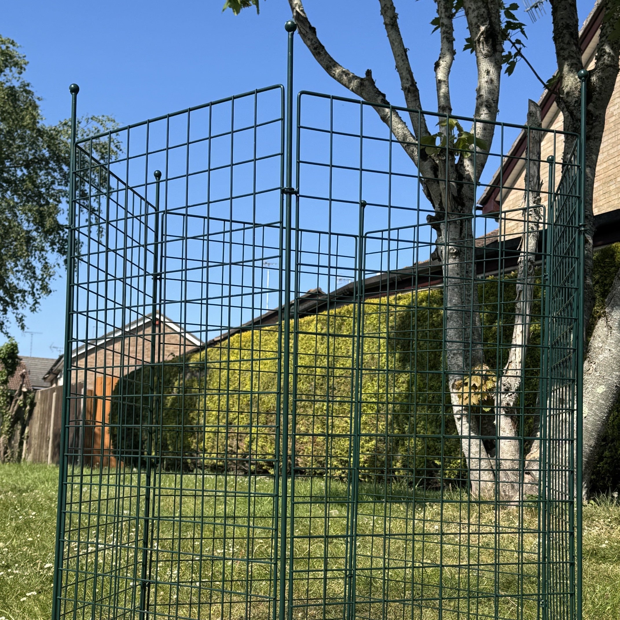 Wire Mesh Garden Leaf Composter Bin (100cm x 90cm)