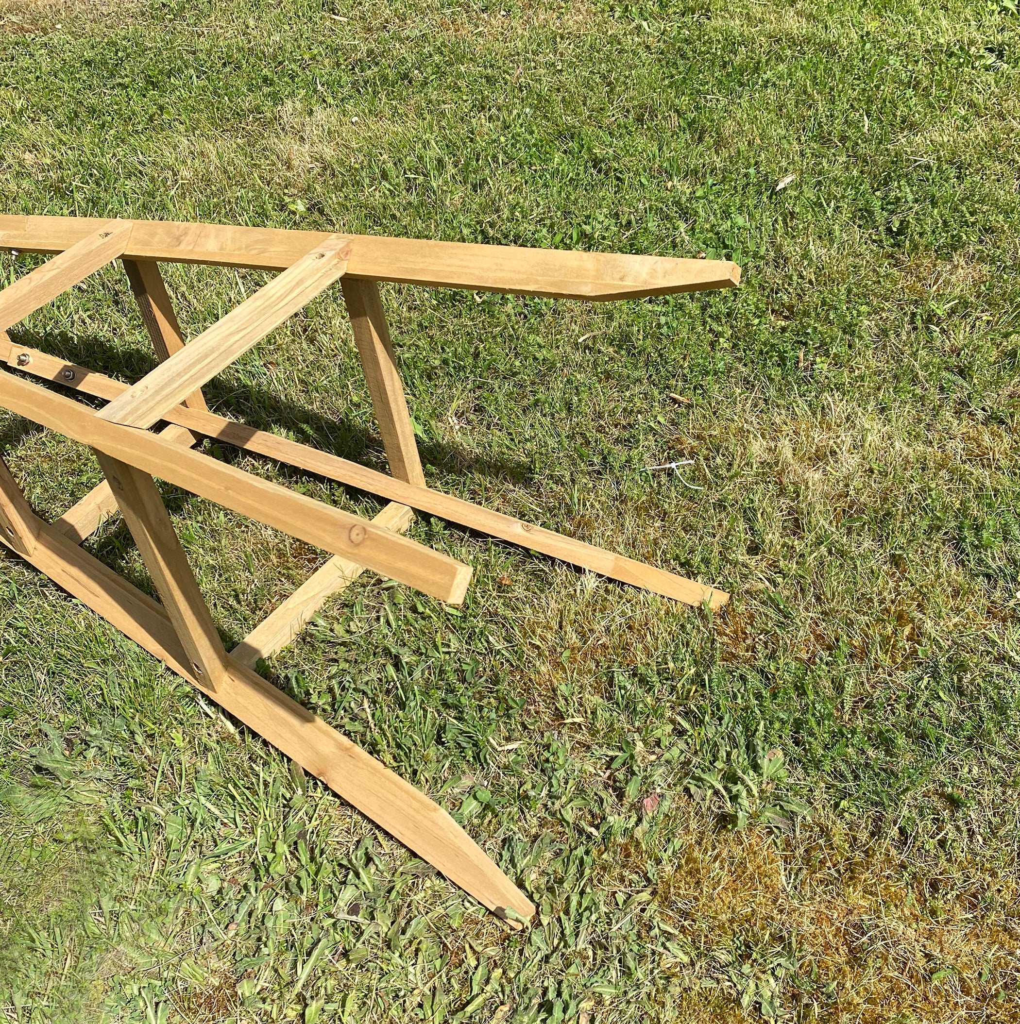 Wooden Garden Obelisk Plant Support for Climbers (1.5m tall)